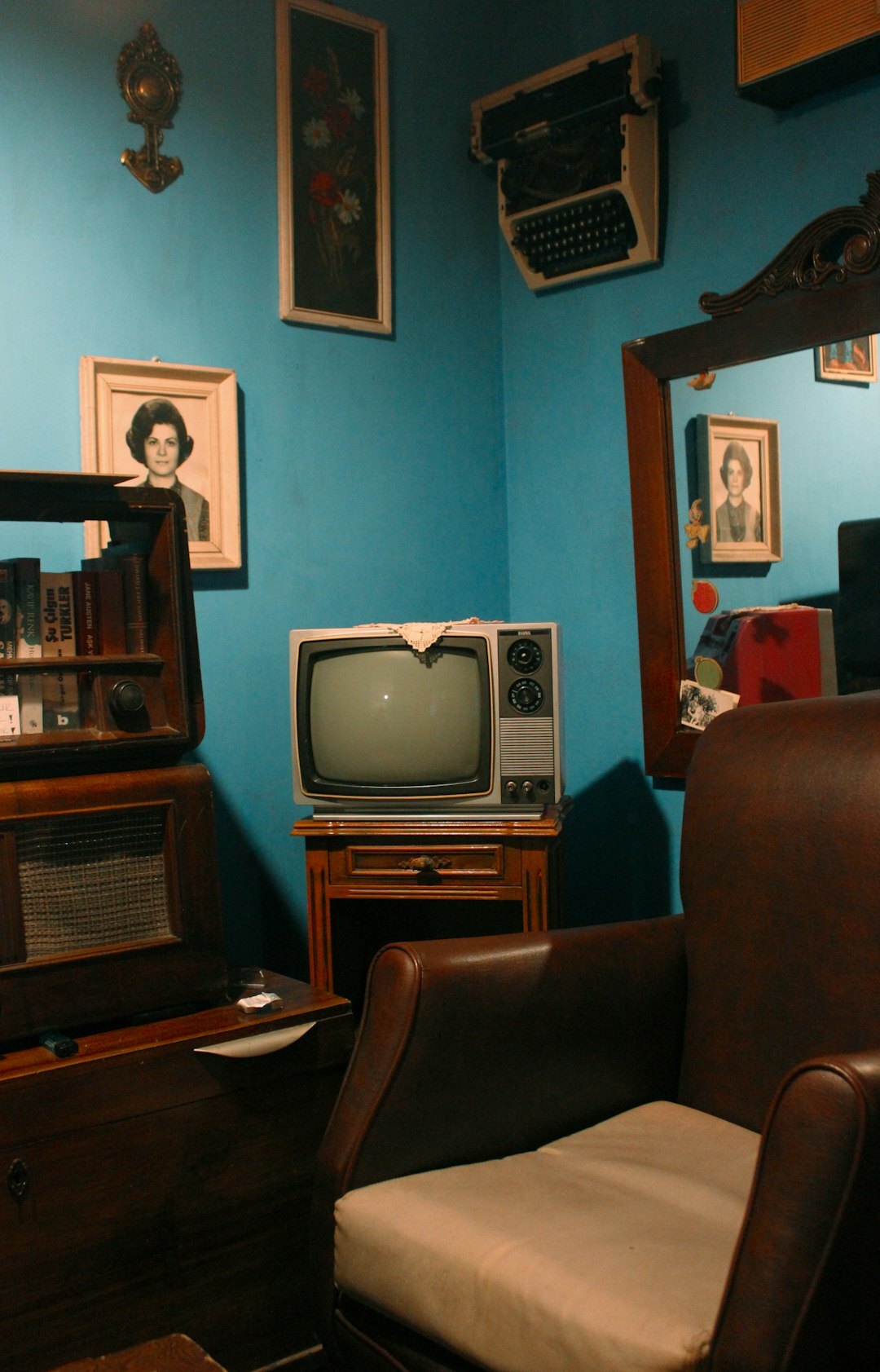 retro tv production set